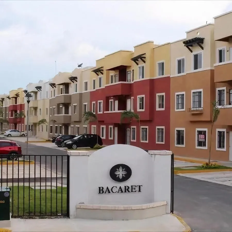 Pretty Apartment Hoestel Bacaret! Cancun 0*,  Mexico